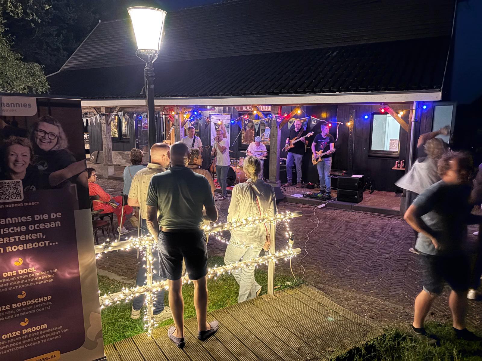 De band Uncle John treedt op in het Botterhuus op 30 mei 2026
