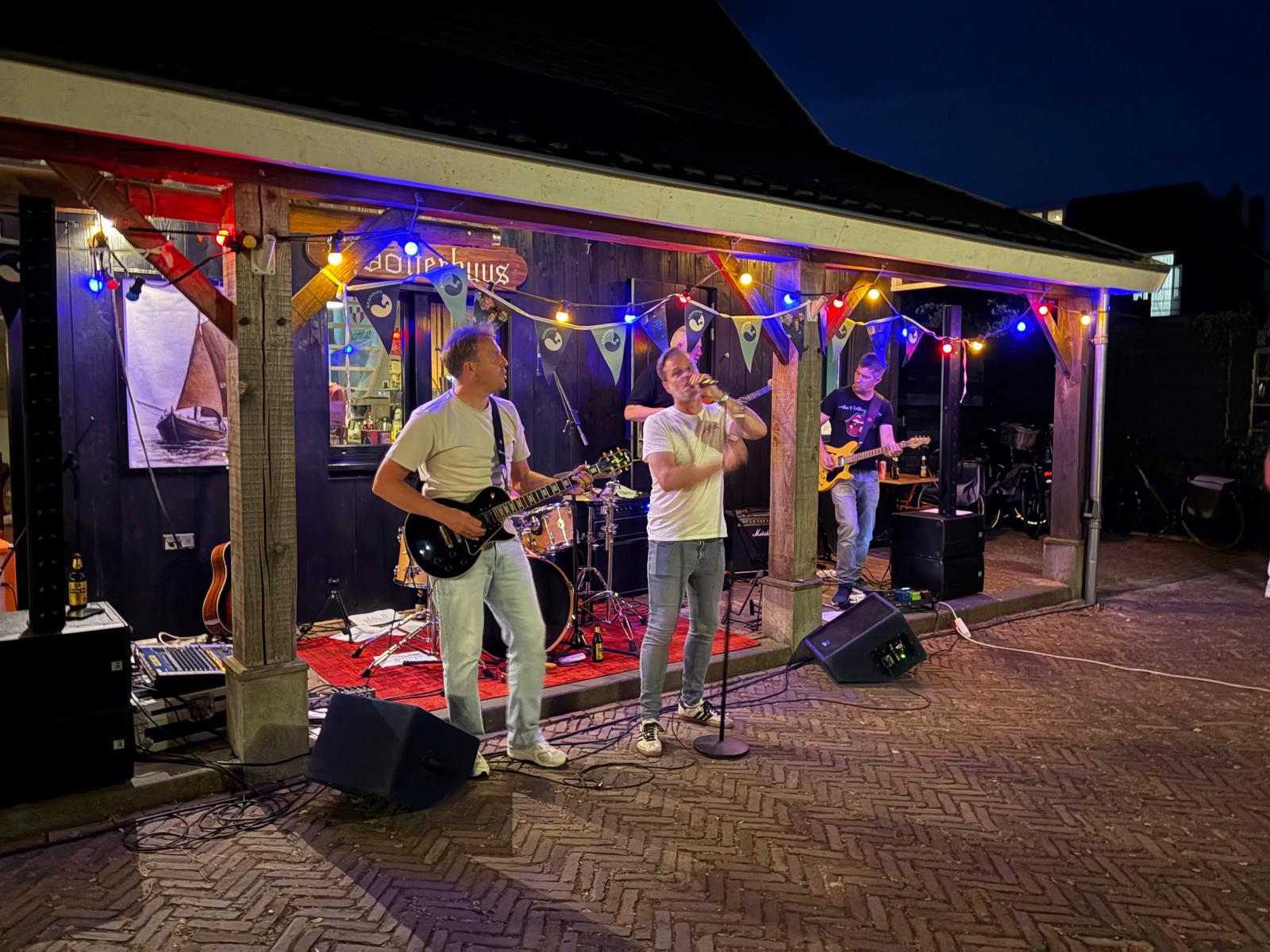 De band Uncle John treedt op in het Botterhuus op 30 mei 2026
